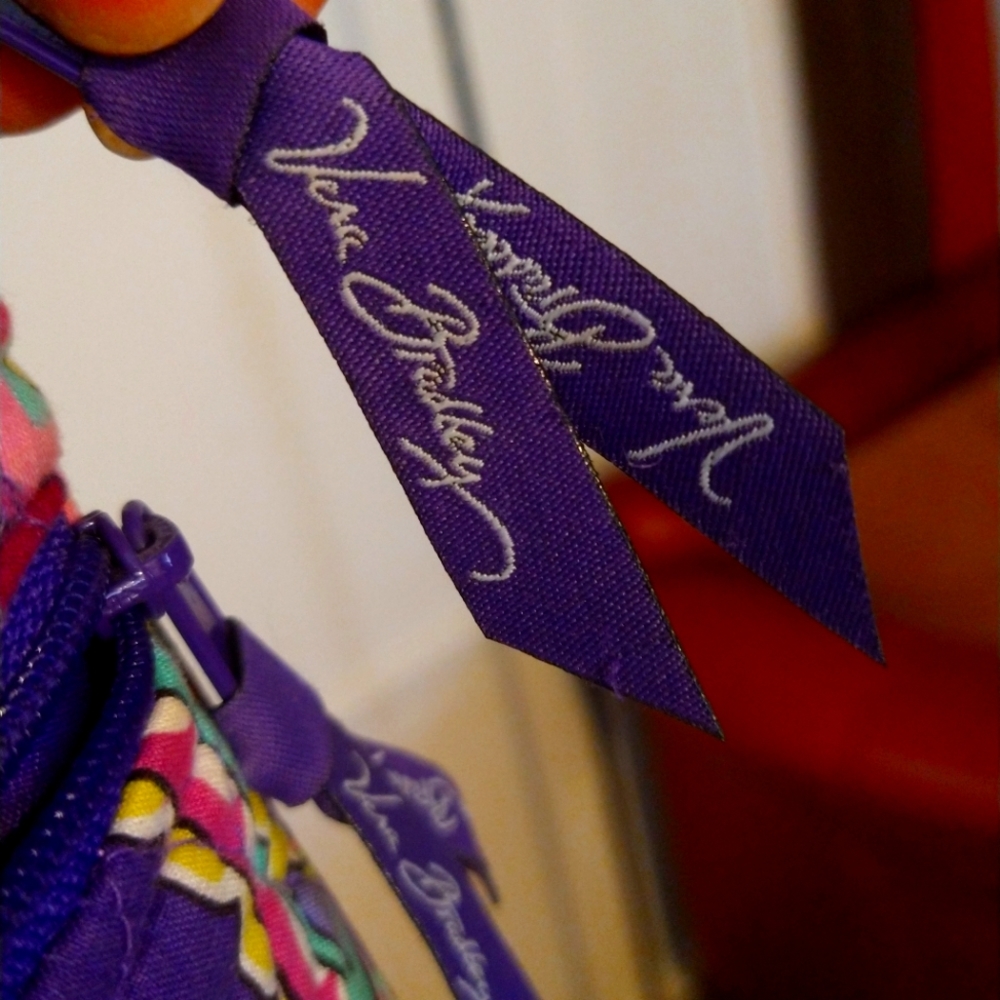 Vera Bradley cross over bag